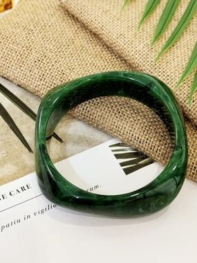 Green Marbled Resin Bangle Bracelet (Small Wrist)
